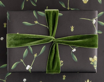 Christmas Wrapping Paper - Luxury Eco Gift Wrap - Mistletoe