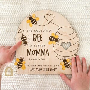 Mothers Day DIY Bee Fingerprint Sign | Mother&#39;s Day DIY Gift | Fingerprint Sign | Gift for Mom | Gift for Mom from Kids | Gift for Grandma