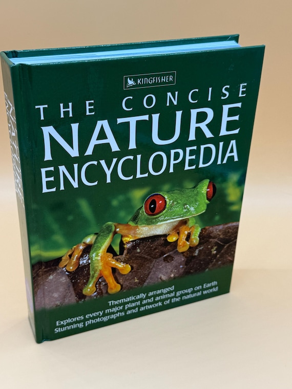 The Concise Nature Encyclopedia 2004 Kingfisher Books Young Readers Nature book gifts Naturalists books