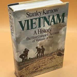 History Books Vietnam A History The First Complete Account of Vietnam at War by Stanley Karnow  Military History Books American History