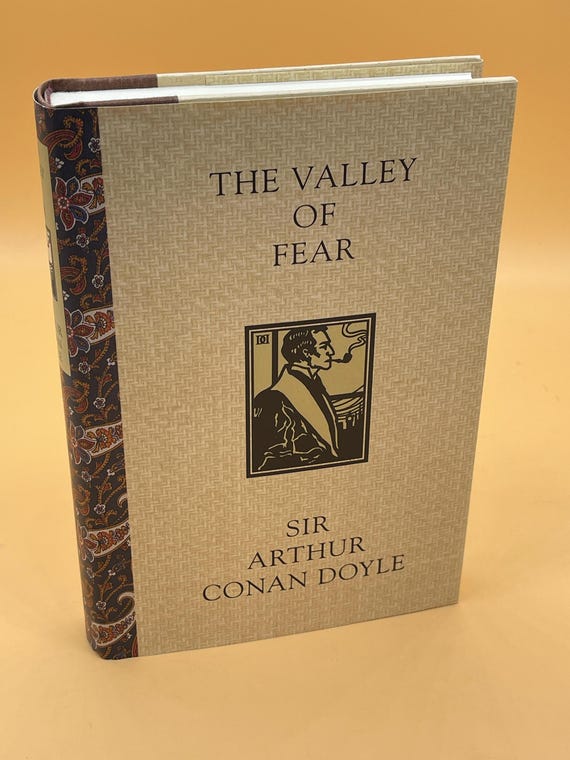 The Valley of Fear a Sherlock Holmes Novel by Sir Arthur Conan Doyle 1994 BOMC illustrated edition Detective Crime books mystery book gifts