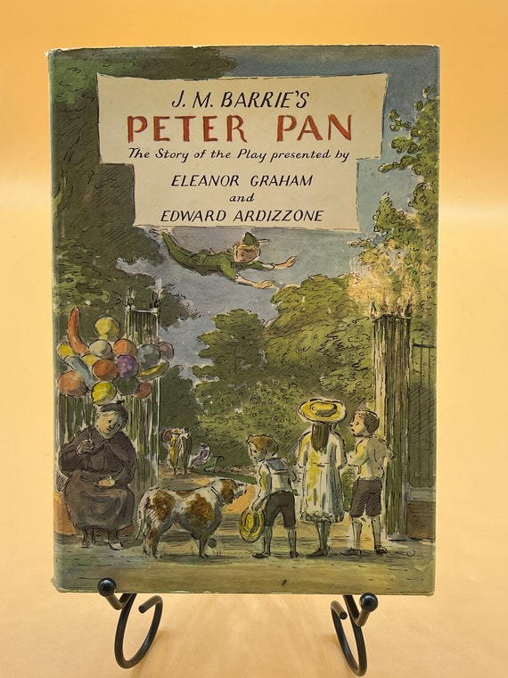 Childrens Books J.M. Barrie's Peter Pan The Story of the Play presented by Eleanor Graham and Edward Ardizzone illustrator 1962 Scribner
