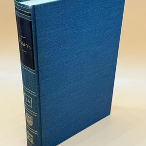 Plutarch The Lives of the Noble Grecians and Romans 1952 Britannica Great Books series Roman history books rare book gifts for readers