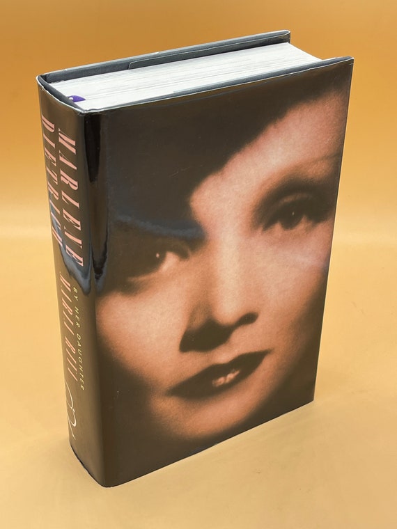 Hollywood Stars Biography Books Marlene Dietrich by her daughter Maria Riva 1992 Bloomsbury Press Rare Books Arts and Film Vintage Hollywood