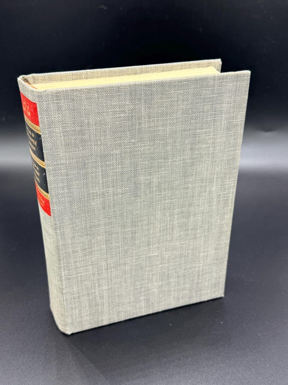 Perry Mason The Case of the Shapely Shadow & The Case of the Fiery Fingers 1960 Walter Black Publishing rare books crime novels