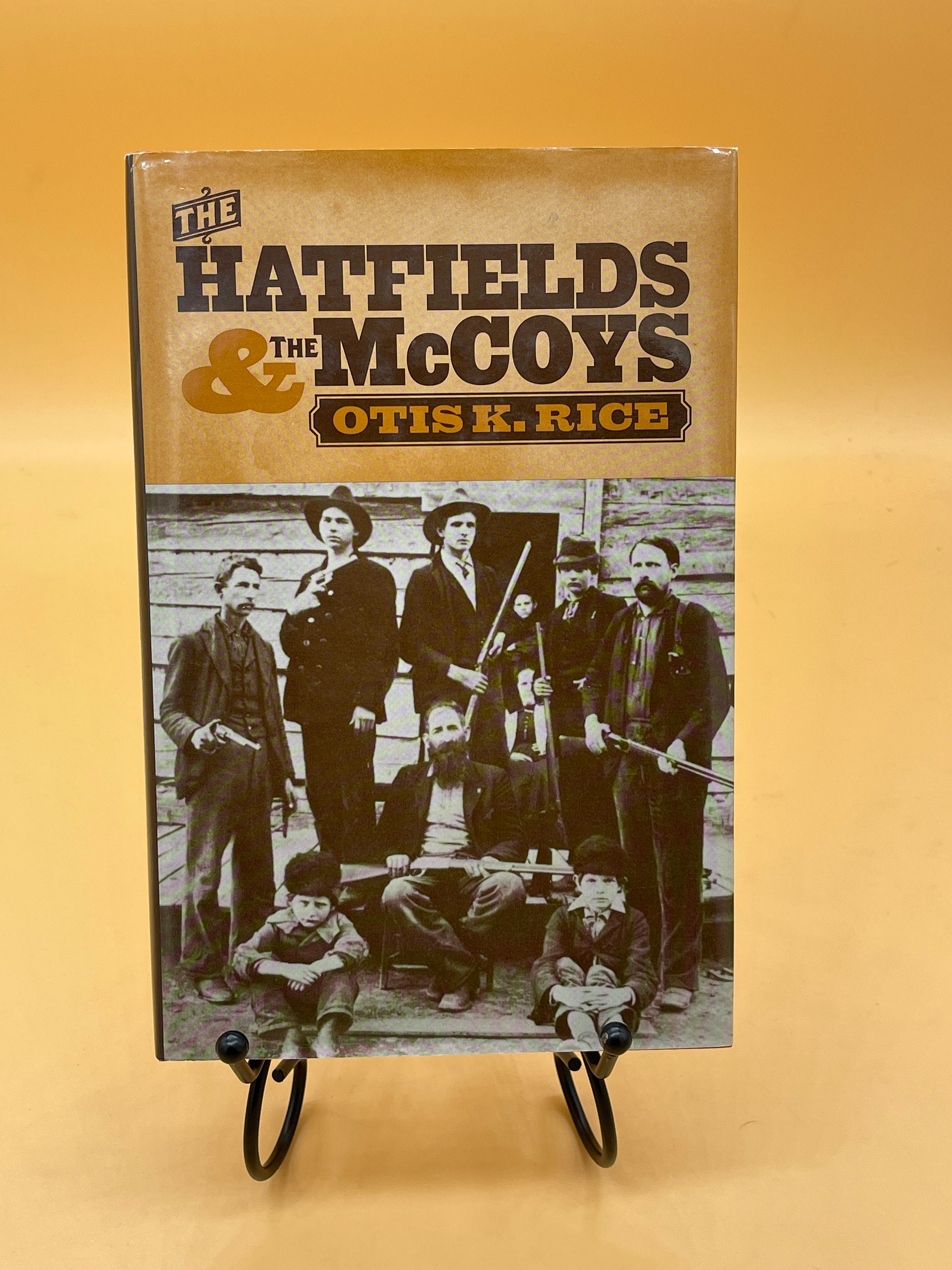 Look at this Dawg I found in the WOOOODS. There in the wooooods. - Picture  of Hatfield and McCoy Historic Sites, Pikeville - Tripadvisor