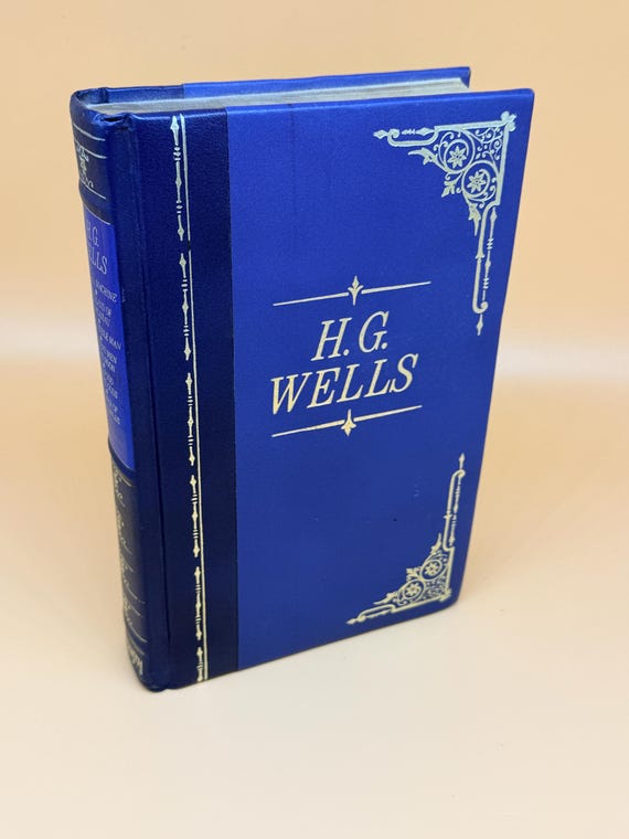 H.G. Wells Masters Library Six Novels from Octopus Books, 1984 Bonded leather bound Classic fiction novels