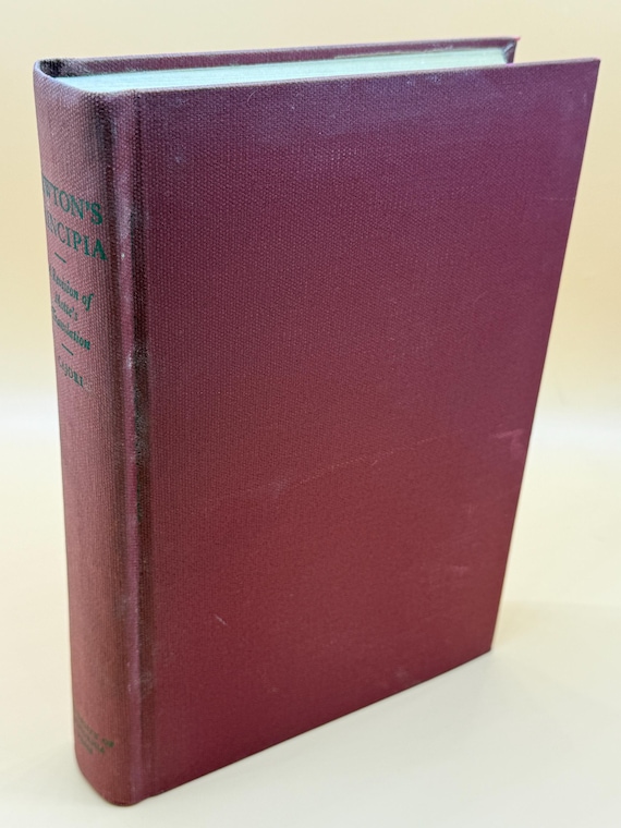 Sir Isaac Newton's Mathematical Principles of Natural Philosophy and His System of the World 1947 Univ. of CA Berkeley rare Philosophy book