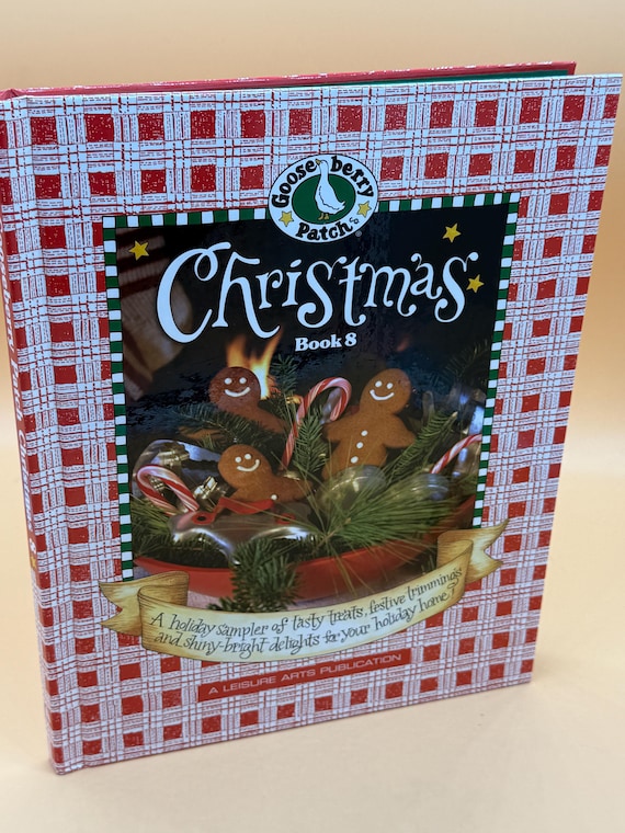 Gooseberry Patch Christmas Book #8 Holiday books Christmas books Holiday decorating Christmas decorations Holiday recipes Christmas cookbook
