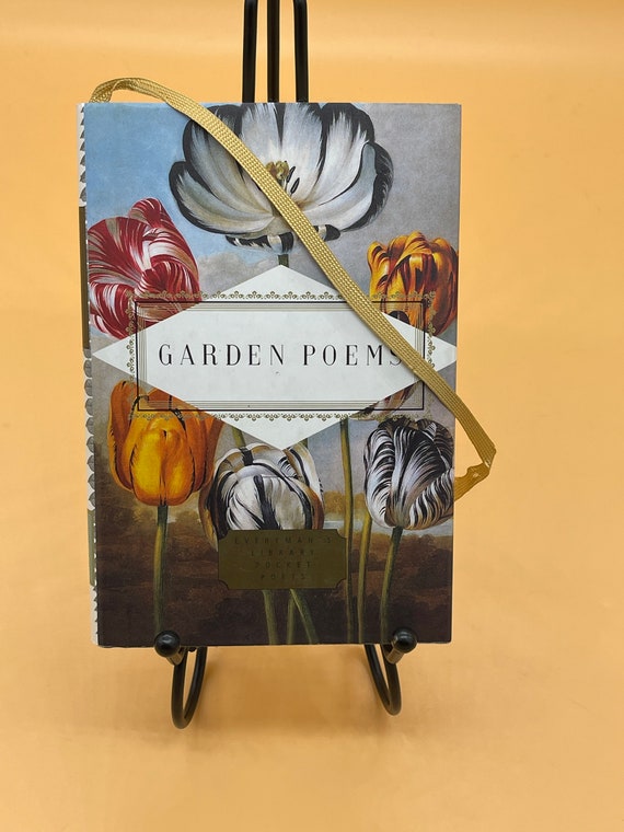 Poetry Books Garden Poems 2000 Everymans Library Knopf Publishing Pocket books for poetry lovers gift Poetry Collection Vintage Books