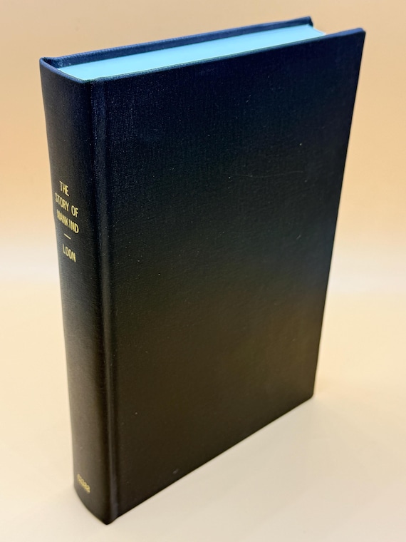 The Story of Mankind by Hendrik Van Loon circa 1970's Garden City Publishing Childrens history books