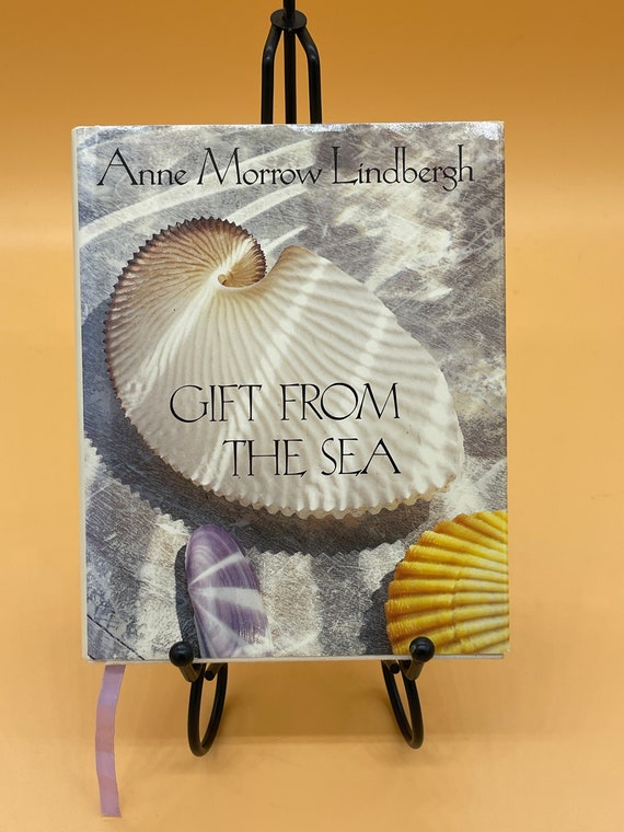 A Gift From The Sea by Anne Morrow Lindbergh with an afterword by the author 1992 Pantheon Books
