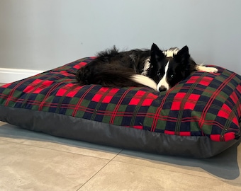 Super Chunky Dog bed, Pet Bed, Red Blue Green Check, Super Comfy, Available in Different Inner Fillings