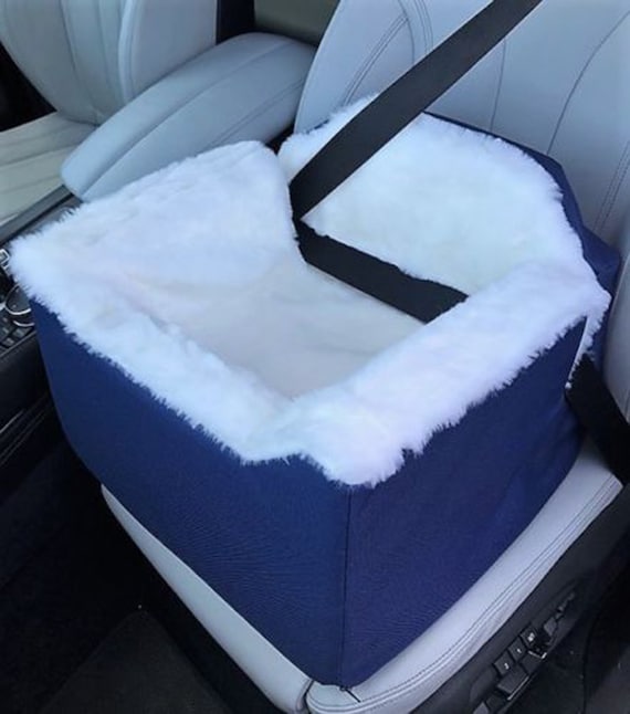 Pet Beds Direct Car Seat for Dogs /& Pets Travel Basket//Safety Harness Car Seat in Medium Red Paws 32x55x55