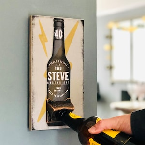 Regalo de cerveza de cumpleaños personalizado - Abridor de botellas de pared - Cumpleaños 21, 30, 40, 50, 60, 70 - Man Cave - Día del Padre