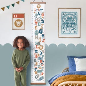 Personalisierte Tieralphabet-Leinwand, Maßtabelle, Kinder-Wachstumstabelle, Größenlineal, Wandbehang, in Fuß & cm, Natur- oder Pastellkindergarten