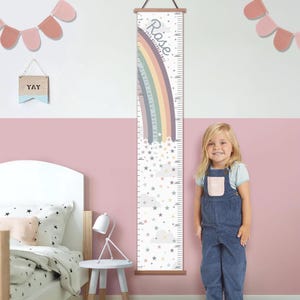 Personalisierte Pastell oder heller Regenbogen Leinwand Maß Diagramm, Wachstumstabelle, Wandbehang, Herzen oder Sterne in Zoll und cm