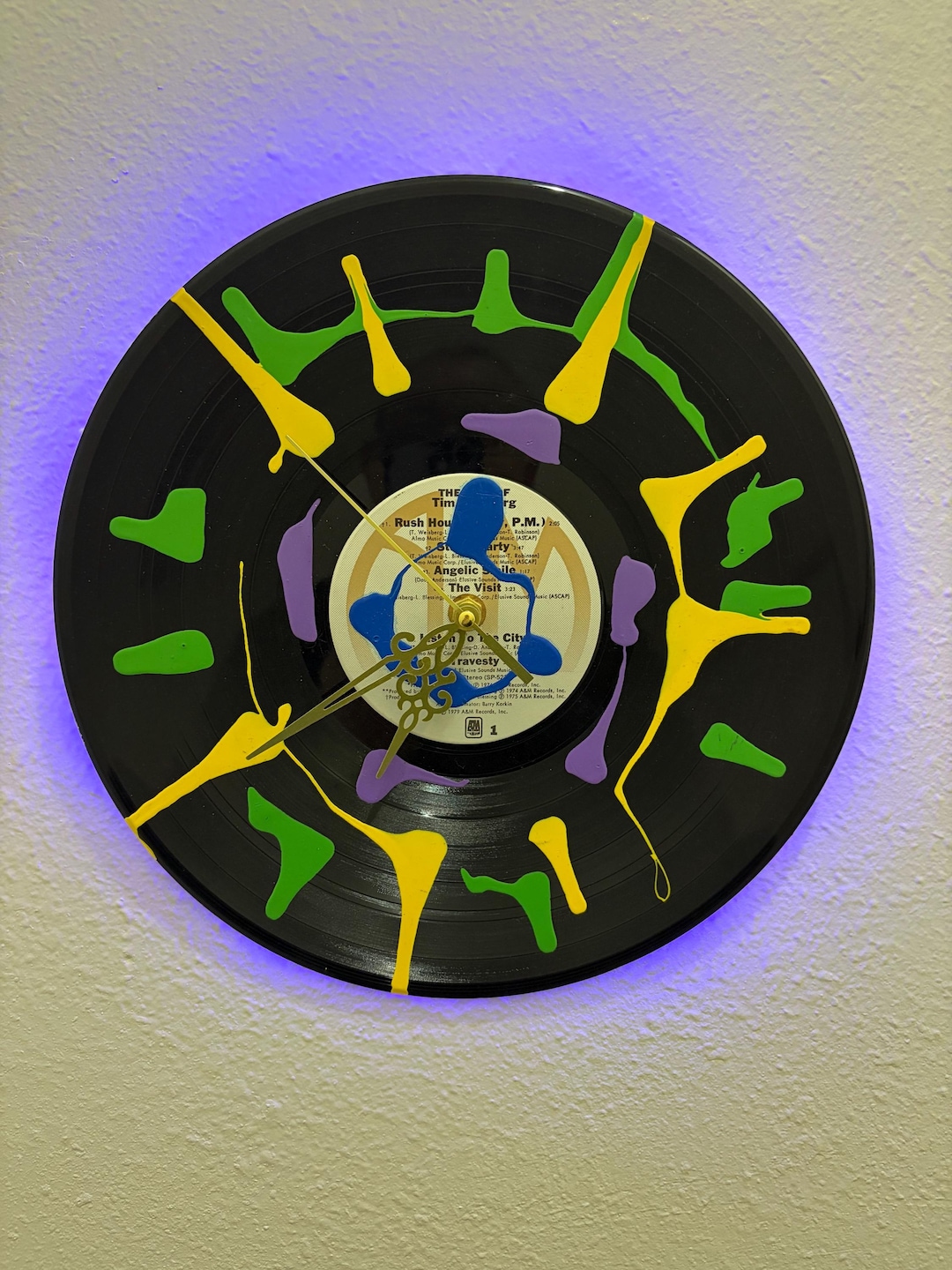 Splatter Painted Lighted Vinyl Record Clock - Etsy