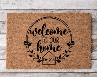 Seasonal Welcome Fall Mat | Halloween Doormat | Welcome Mat | Funny door mat | Housewarming Gift | Hello Pumpkin | Fall Decor | Fall Doormat