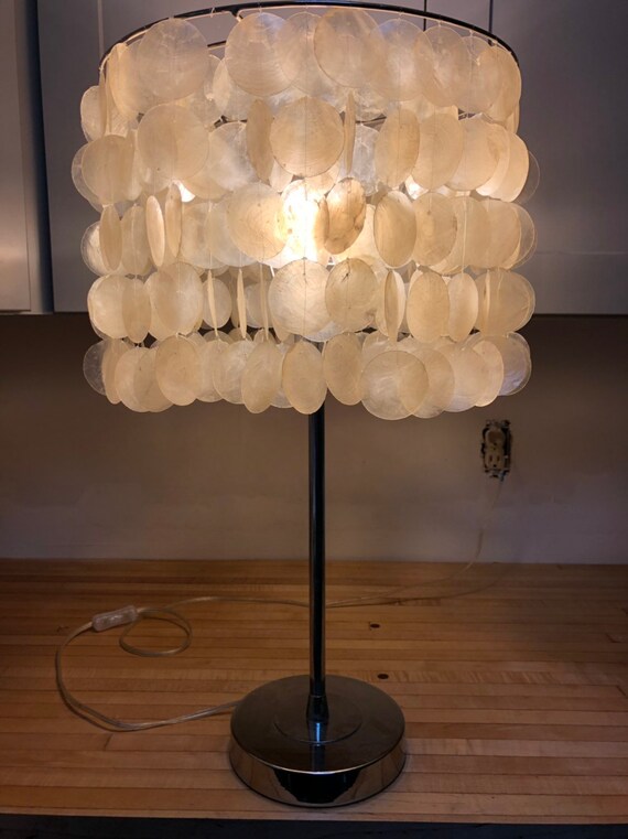 Vintage Capiz Shell Table Lamp In The Style Of Verner Panton