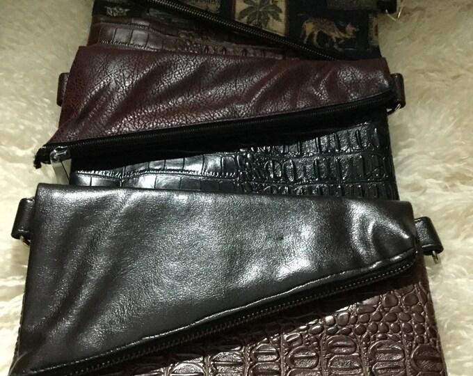 Small Foldover Clutch (Diagonal)