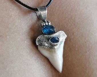 Real Tooth Shark Necklace Pendant Silver 925 & Blue Apatite Black Nylon Cord Adjustable Silver Sun Style Jewelry Design Handmade From Bali