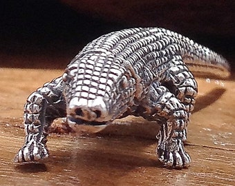 Komodo Dragon Sterling Silver Miniature Pendant Keychain Necklace Includes packaging Silver Sun Style Jewelry Design Handmade From Bali