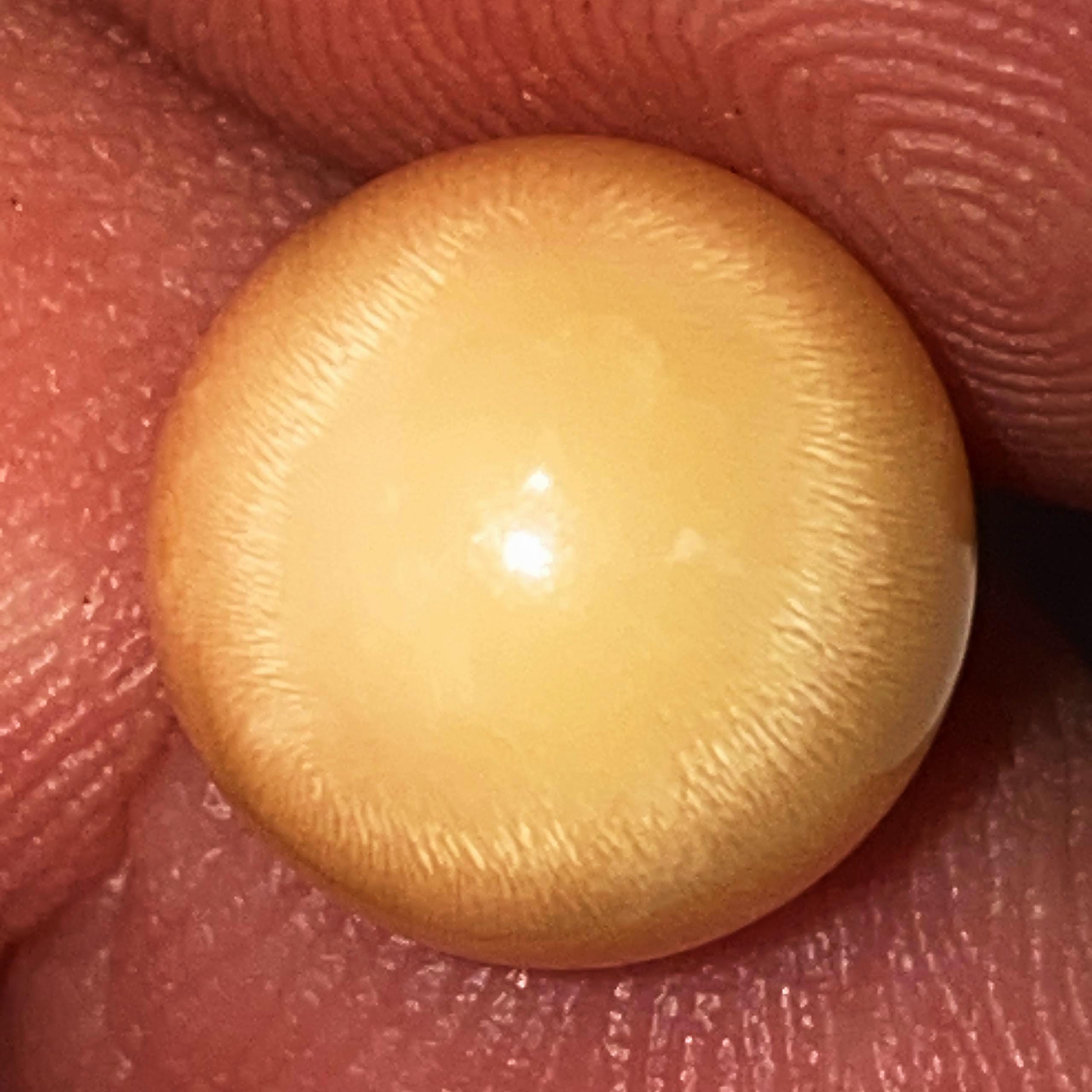 Melo Melo Natural Pearl With Flame Orange - Creamy Color South Sea