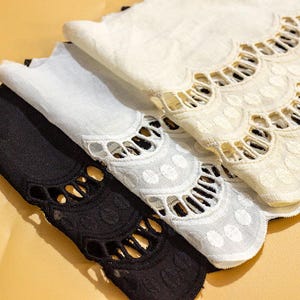 Cotton Lace Trim with Scalloped Edge - White Broderie Anglaise Trim for Sewing, Crafting & DIY Projects - Beautiful and Elegant Décor