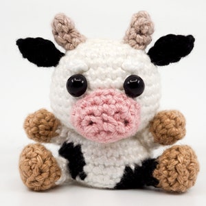 Mini Cow Crochet Pattern Amigurumi PDF Pattern image 1
