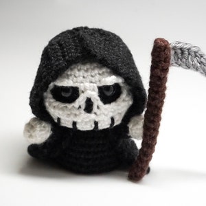 Mini Grim Reaper Crochet Pattern Amigurumi PDF Pattern image 2