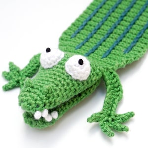 Crocodile Bookmark Crochet Pattern Amigurumi PDF Pattern image 1