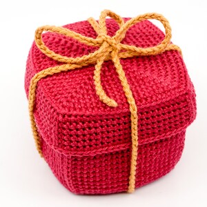 Reusable Gift Box Crochet Pattern Amigurumi PDF Pattern image 9