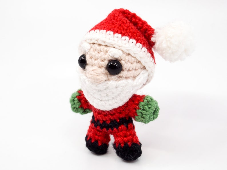 Mini Noso Weihnachtsmann Häkelanleitung Amigurumi PDF Anleitung Bild 3