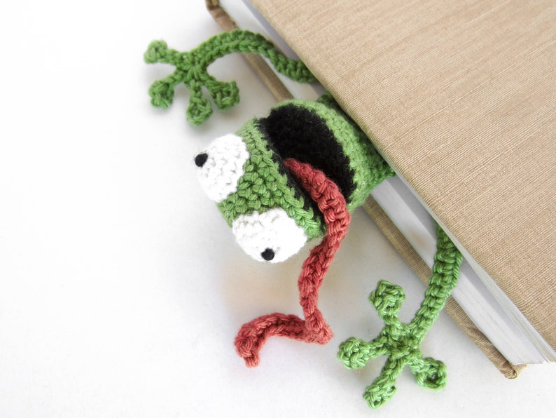 Frog Bookmark Crochet Pattern Amigurumi PDF Pattern image 2