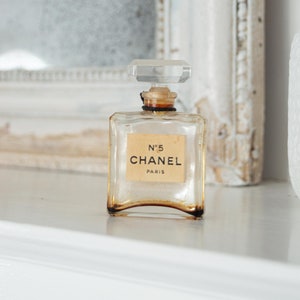 Chanel No 5 Perfume - 41 For Sale on 1stDibs  vintage chanel no 5 perfume, chanel  no 5 sale, mini chanel no 5