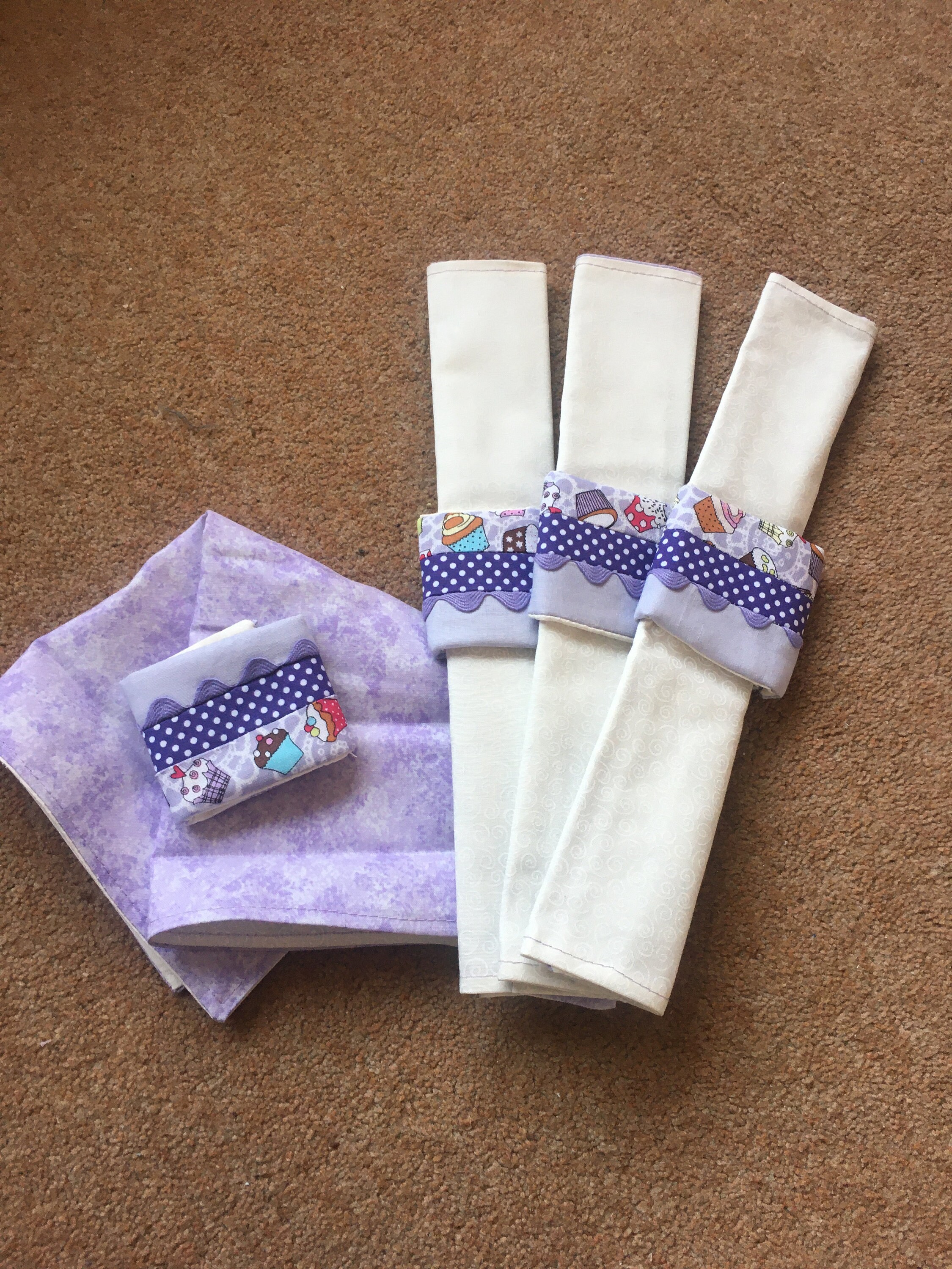 Cupcake tableware placemats coasters napkins and napkin Etsy.de