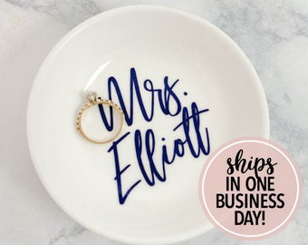 Personalized Mrs Ring Dish | Engaged Ring Dish Personalized Ring Dish Gift for Bride Engaged Gift Ring Dish Stocking Stuffer Mrs Gift