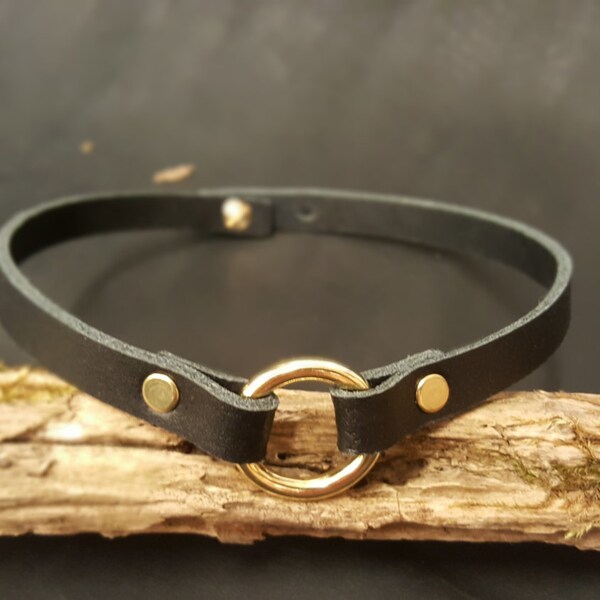 Leather choker, bracelet "Ring" black / gold