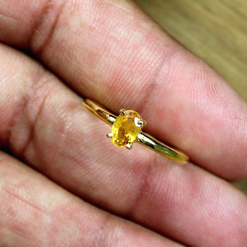 Men's and Women's 7.25 Ratti Yellow Sapphire/Pukhraj Crystal Gemstone Ring  for Astrological Purpose - Amamani Online Shopping