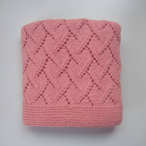 Soft 100% hand-knit baby blanket from soft cotton