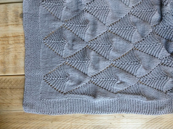 handmade knitted baby blankets