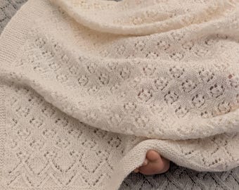 Stylish and soft hand-knitted baby blanket - luxury alpaca yarn