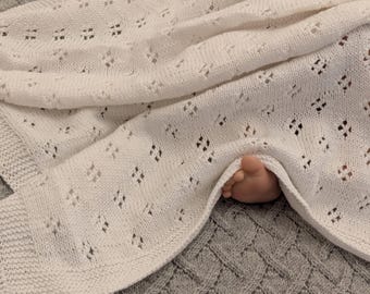 Classic Lace Hand-knitted Organic Cotton Baby Blanket | Soft Unisex Knit, 27.5 x 36.5in