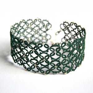 Extra Wide Dark Green Necklace Choker for Women, Beaded Tatting Choker, Statement Lace Choker, Unique Silver Green Jewelry
