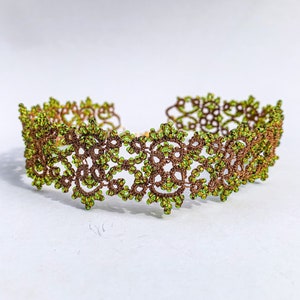 Tatting Choker Copper Lace with Green Beads, Whimsical Fairycore Wedding Choker Necklace, Enchanted Forest Necklace, Unique Elven Jewelry