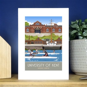 Universidade de Kent, Campus Medway. Cartão de cumprimentos com retrato A6. Mais de 500 para escolher.
