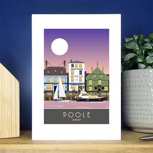 Poole Quayside Evening, Waterfront, Dorset. A6 Portrait Greetings Card. Ponad 500 wzorów.