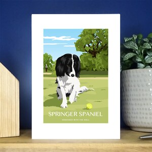 Springer Spaniel no parque com bola. Cartão de boas vindas. Retrato A6.