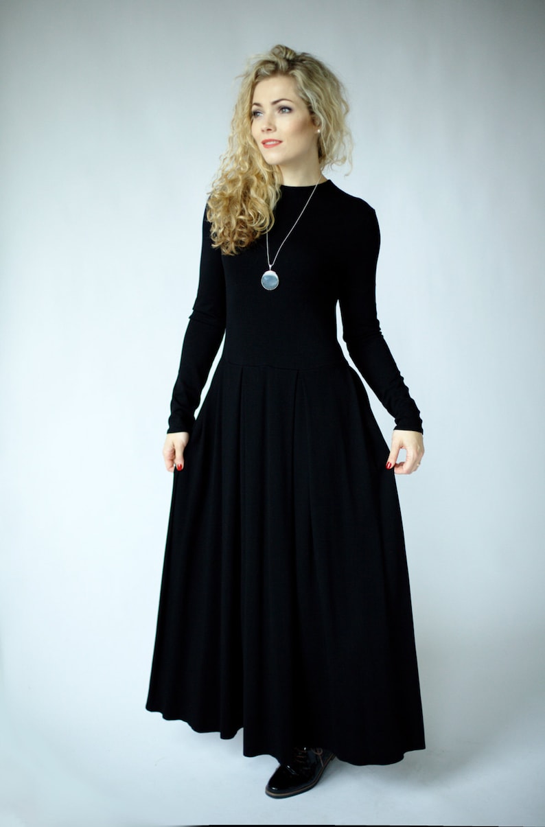 With Long Sleeve Dresses for Formal Occasion